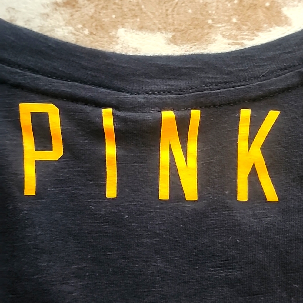 Pink VS with 5th and Ocean. ARMY bling t-shirt. Size: L - Picture 6 of 6